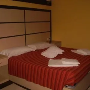Hotel La Solitaria, Carlazzo